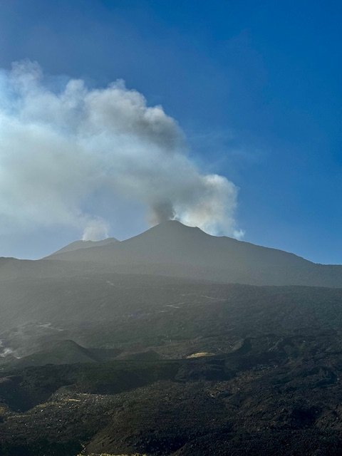 Emissioni di cenere del Cratere di Nord Est del 16 ottobre 2024