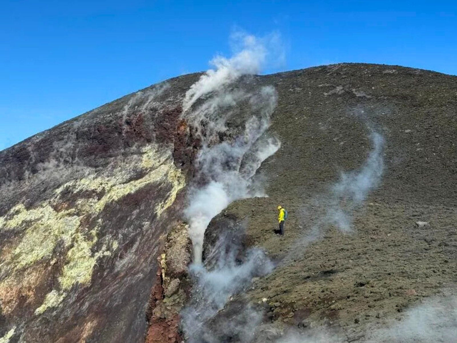 Attivita-vulcanica-Etna