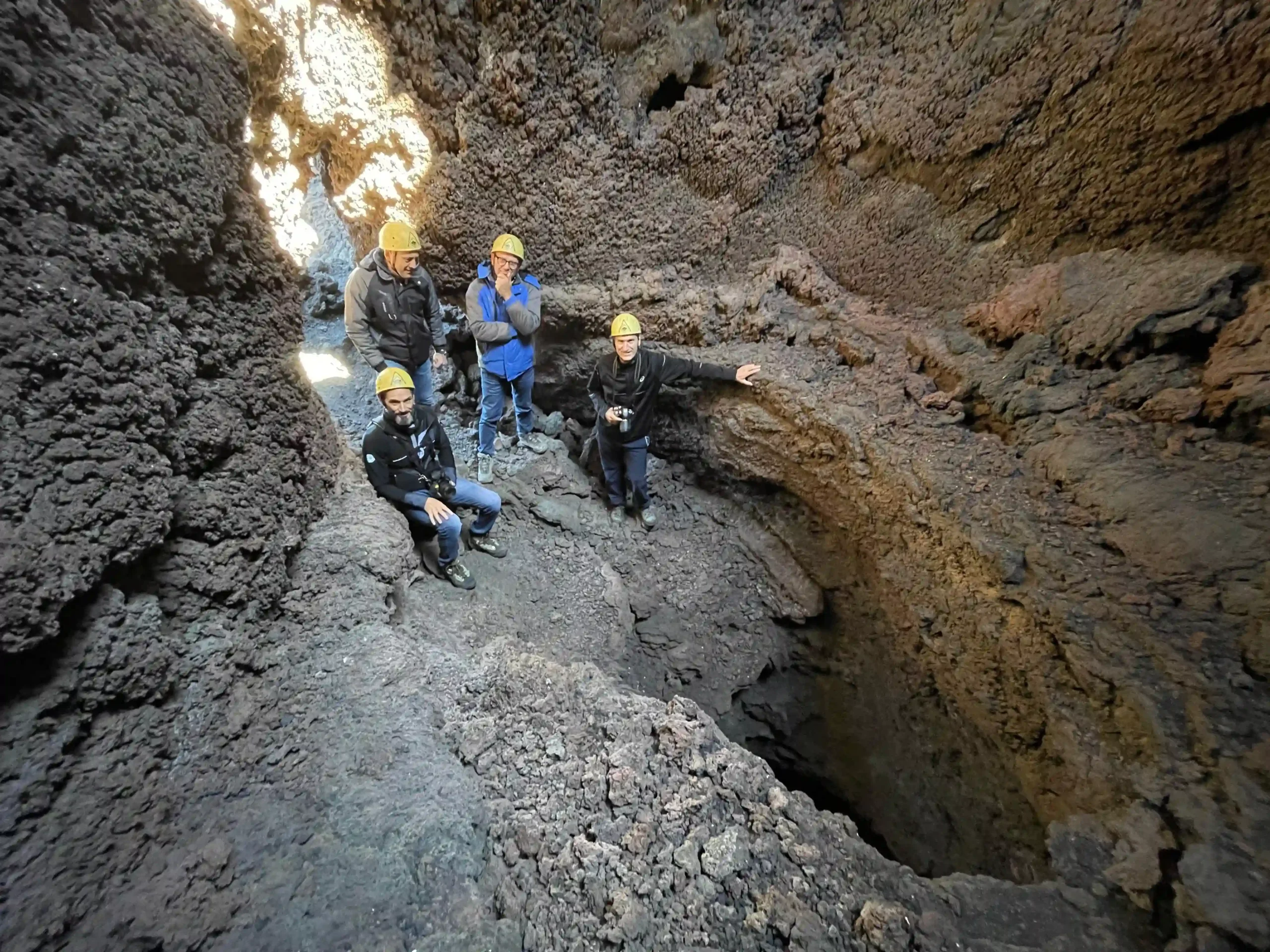 Ausflug Krater und Spalten Ätna 13